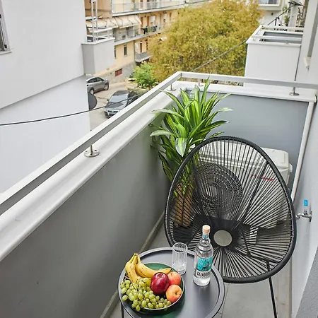 Apartamento Superstudio Pop Art With Free Parking Space By Binobi!